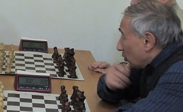 Международному мастеру- ветерану Эдуарду Лусигеновичу Хлияну срочно потребовалась помощь.!