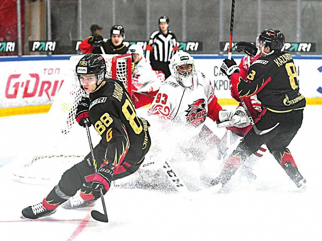 Атака на ворота «Ростова» на сей раз забитой шайбой не завершилась.