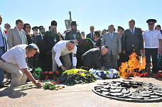 Помните чтобы жить!