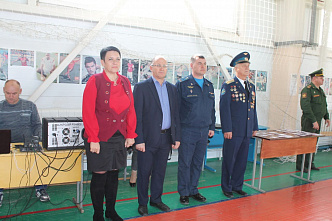 Полку юнармейцев в Миллерово прибыло