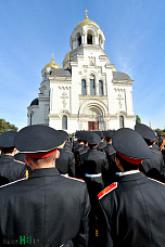 Под Покровом Пресвятой Богородицы