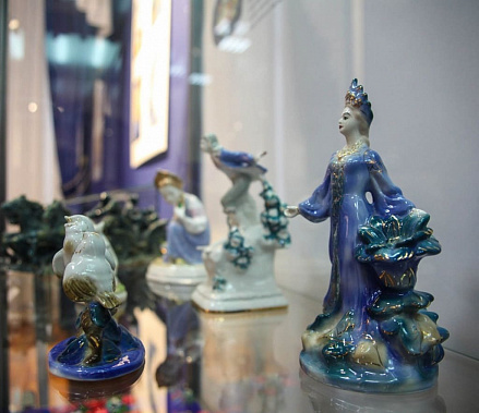 Какого цвета 2020 год?