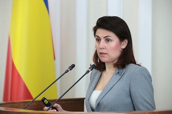 Светлана Мананкина покинула должность заместителя председателя Законодательного собрания