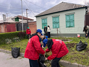 Ростов-на-Дону: начались субботники у домов ветеранов Великой Отечественной войны