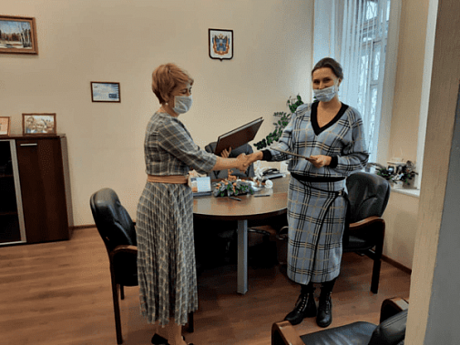 Донские ЗАГСы стремятся сохранить семьи