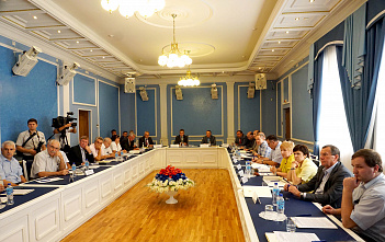 Мы, нижеподписавшиеся...