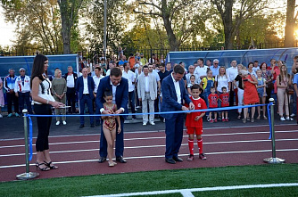 В Аксае провели реконструкцию стадиона