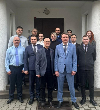 Поздравили ветерана транспортной прокуратуры Владимира Марчукова