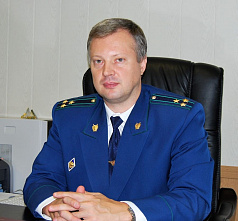 Номер на лобовом стекле? До первого «гаишника»...