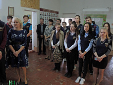В этой школе каждый класс –вроде института