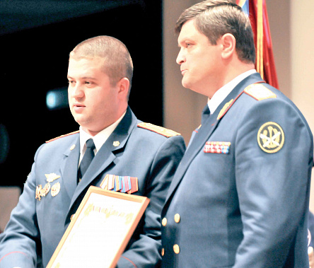 Знамя как признание заслуг