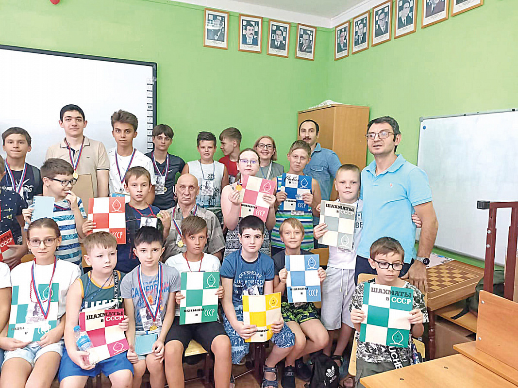 Участники рапида «День знаний», который прошел в Центре развития детей и творчества Первомайского района Ростова-на-Дону.