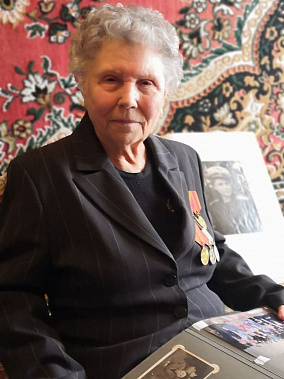 90-летняя Надежда Ивановна Котова прошла долгий и достойный жизненный путь.