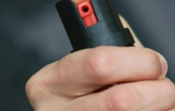 Таганрожец пшикнул в полицейских перцовкой