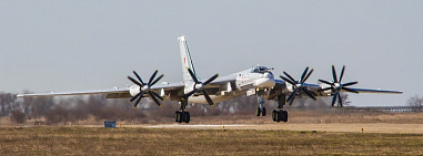 В Таганроге проходят испытания ракетоносца Ту-95МС