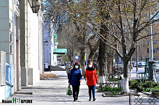 Фотохроники: Таганрог в самоизоляции, 7 апреля 2020 года