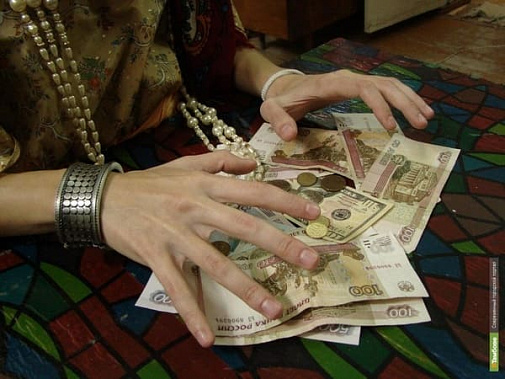 Начальница собеса Верхнедонского района и ее главбух прикидывались бедными