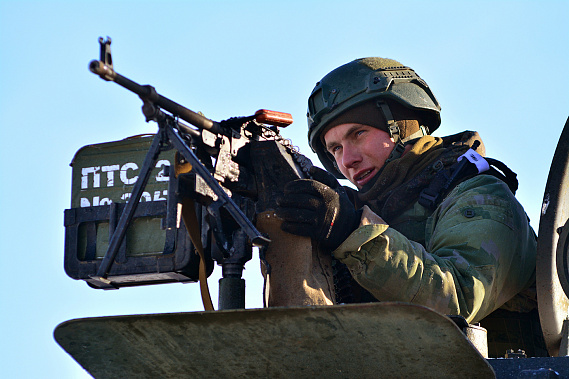 Военные инженеры действуют...