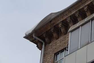 По улице моей…