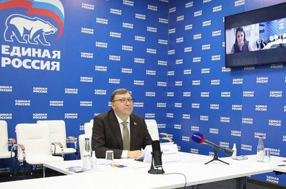 Донские единороссы отметят юбилей партии приемами и волонтерскими выездами