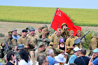 В Самбеке реконструировали бои на южном направлении 1943 года – прорыв Миус-фронта