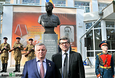 Лейтенант Печерский из Собибора