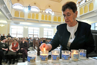 В Ростове почтили память жертв Холокоста