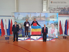 Гиревой спорт: сегодня завершился второй день соревнований чемпионата ЮФО и СКФО в дисциплине «толчок»