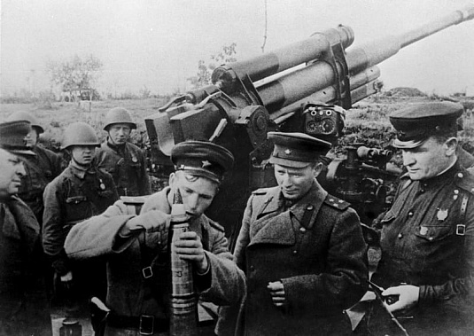 Три фильма о Шолохове покажут в «Идеале»