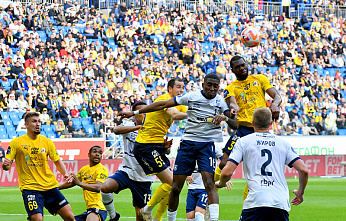 ФК «Ростов» в предпоследнем туре чемпионата дома обыграл «Балтику»