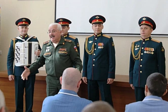 Ростов-на-Дону: артистов в военном госпитале поблагодарили за концерт бурными овациями