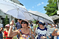 В Таганроге прошел фестиваль «Зонтичное утро»