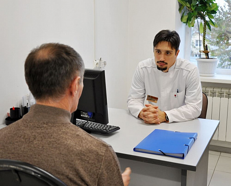 Уролог Ростовского онкоинститута Сергей Димитриади ведет прием