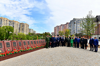04 05 2026 В главном храме ЮВО торжественно открыт монумент «Земля героев»