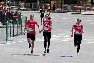 На четырех дистанциях