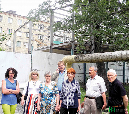 Город пытаются спасти не чиновники, а сами жители