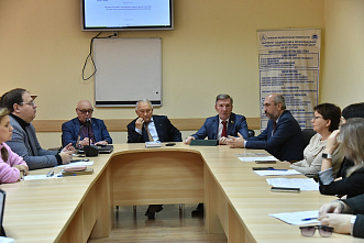 В рамках «круглого стола» обсудили вопросы фальсификации истории и попыток ее переписать