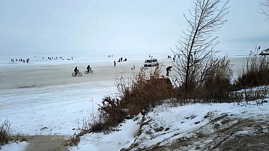 Таганрожцев и других жителей Дона призывают воздержаться от выхода на лед Таганрогского залива