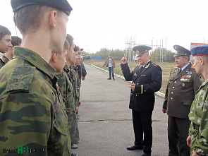 И пластунский берет – в награду!