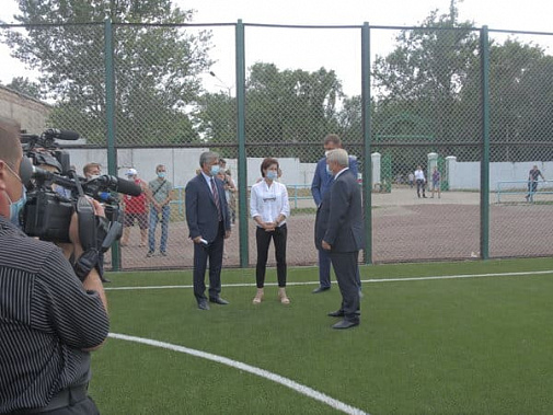 В школе олимпийского резерва Новочеркасска сделали новую спортплощадку