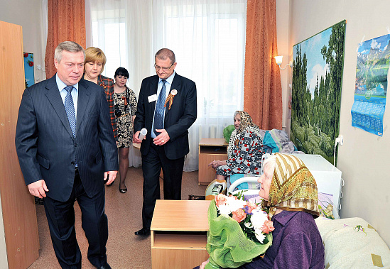 Рабочий визит накануне Победы