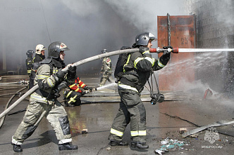 За минувшие сутки на Дону потушили шесть пожаров и спасли четырех человек