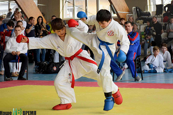 На четырех татами