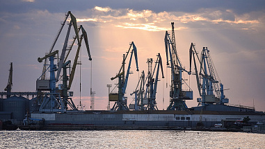 Мариуполь и Бердянск внесены в реестр российских морских портов