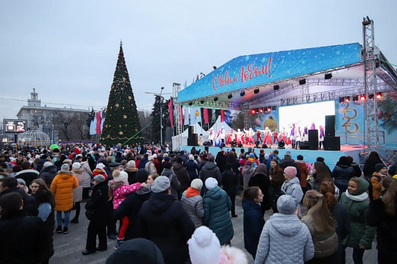 Открытие главной новогодней елки Ростова в преддверии празднования 2020 года. Фото с сайта rostov-gorod.ru