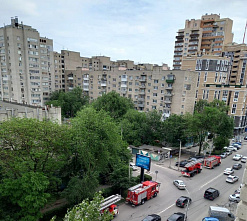 В девятиэтажке около Ростовского ипподрома загорелась квартира из-за бытового газа