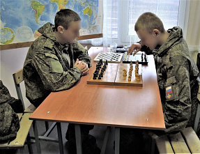 Юный чемпион даст солдатам сеанс одновременной игры