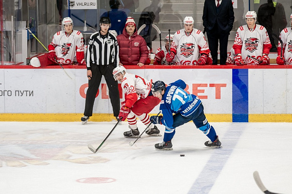 ХК «Ростов» уступил в первом матче последней выездной серии