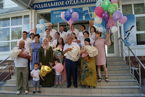 В НИИАПе выписали тройню