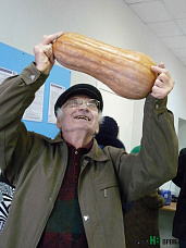 «Утро начинаю со свежего номера «НВ»